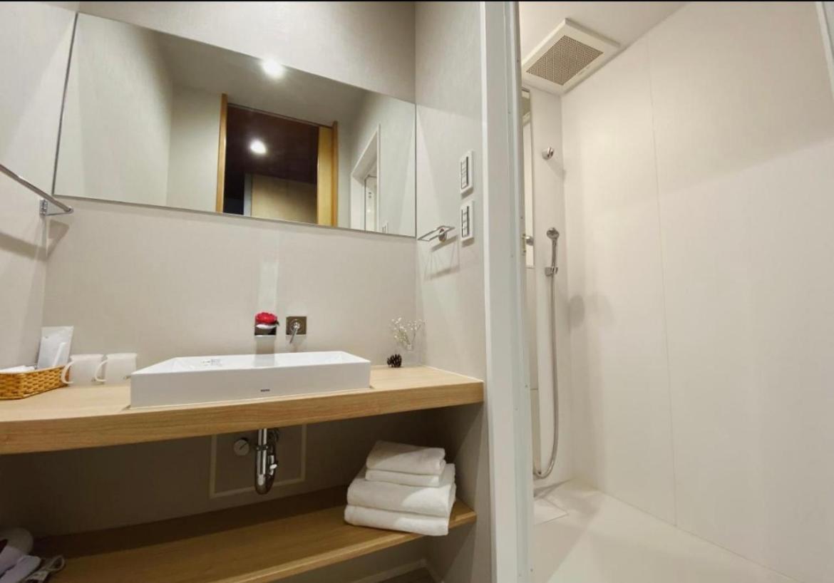 Kansai Airport Hotel Pine Villa Идзумисано Экстерьер фото